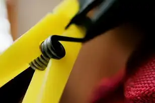 电脑主机闪红灯是什么意思，电脑主机闪烁红灯原因解析及解决方法