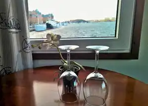 两个房间的电脑怎么用一个网，打造家庭网吧，如何实现两人共用一台主机，共享网络环境