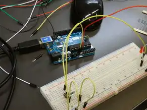 电脑主机红色的灯为什么一直闪烁，电脑主机红灯持续闪烁，全面解析故障原因与解决方案